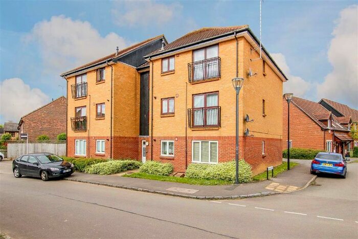2 Bedroom Flat To Rent In Queensbury Lane, Monkston Park, Milton Keynes MK10