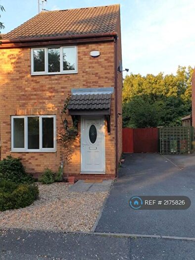 2 Bedroom End Of Terrace House To Rent In Herons Court, Nottingham, NG2