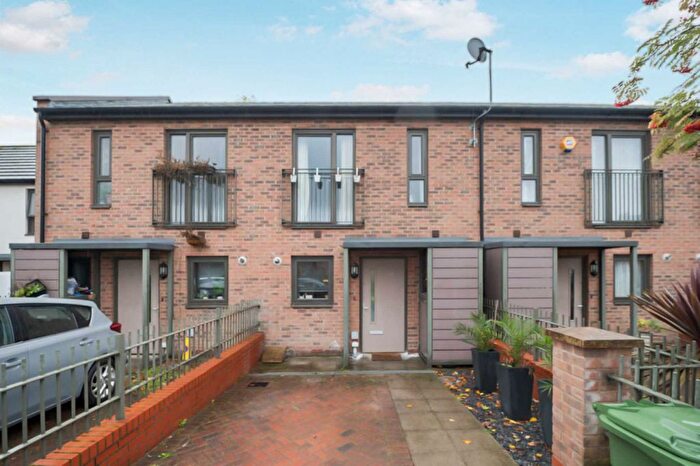 2 Bedroom Terraced House For Sale In Kean Crescent, Becontree, RM8