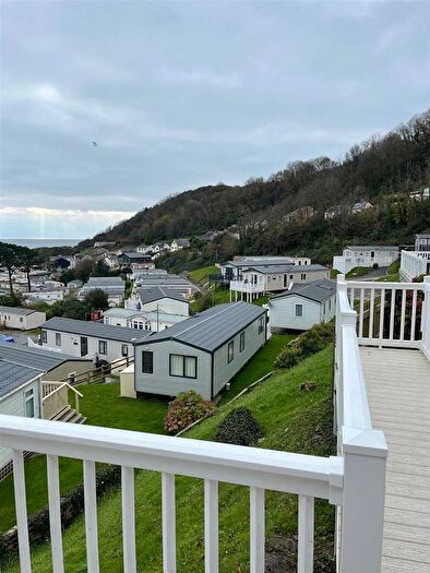 2 Bedroom Mobile/park Home For Sale In Princess Heights, Pendine, Carmarthen, SA33