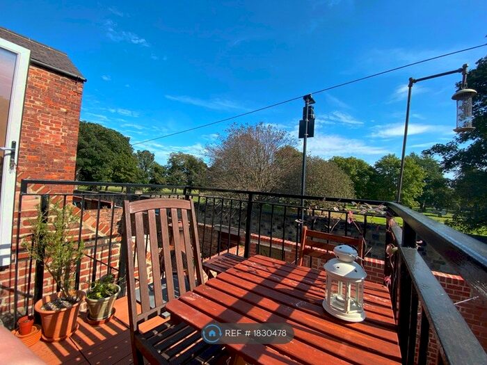 3 Bedroom Maisonette To Rent In Wingrove Avenue, Newcastle Upon Tyne, NE4