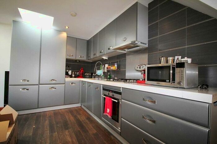 1 Bedroom Apartment To Rent In Flat Horizon Building, South Woodford, E18