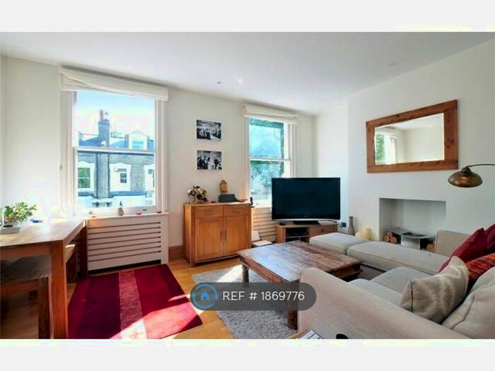 3 Bedroom Flat To Rent In Gayton Road, London, NW3