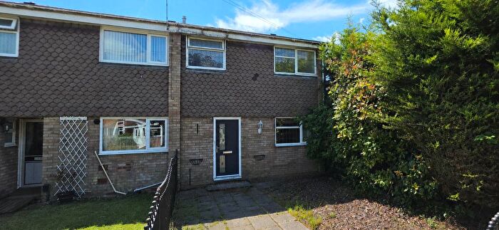 3 Bedroom End Terrace House For Sale In Bridgeacre Gardens, Binley, Coventry, CV3