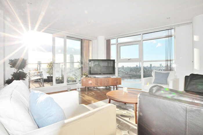2 Bedroom Apartment To Rent In Crews Street, London, E14