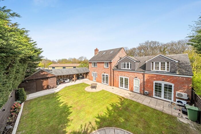6 Bedroom Detached House For Sale In Braydon, Swindon, SN5
