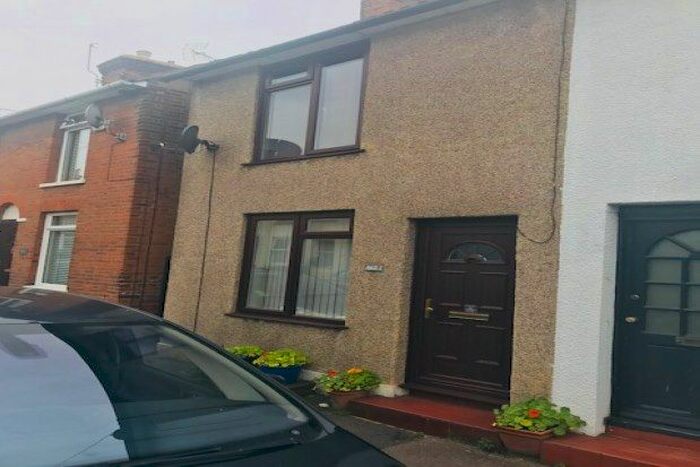 2 Bedroom Property To Rent In St. Marys Road, Faversham, ME13