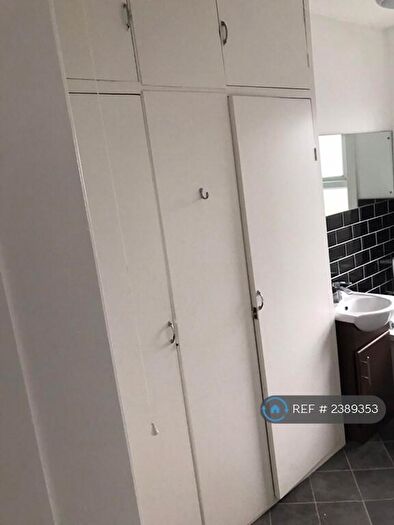 2 Bedroom Terraced House To Rent In Station Road, Rainham, ME8