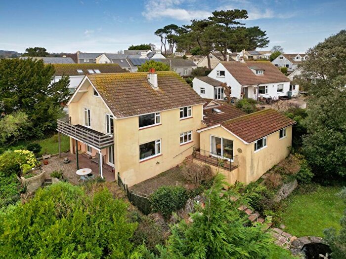 5 Bedroom Detached House For Sale In Windward Lane, Holcombe, EX7