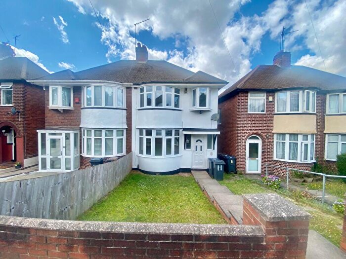 3 Bedroom Semi-Detached House To Rent In Raford Road, Birmingham, B23