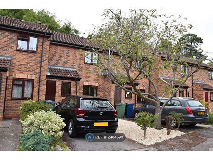 2 Bedroom Terraced House To Rent In Finch Close, Oxford, OX3
