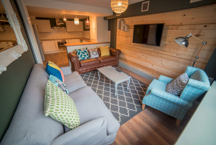 7 Bedroom Flat To Rent In Apartment, Mary Morris House, Shire Oak Road, LS6