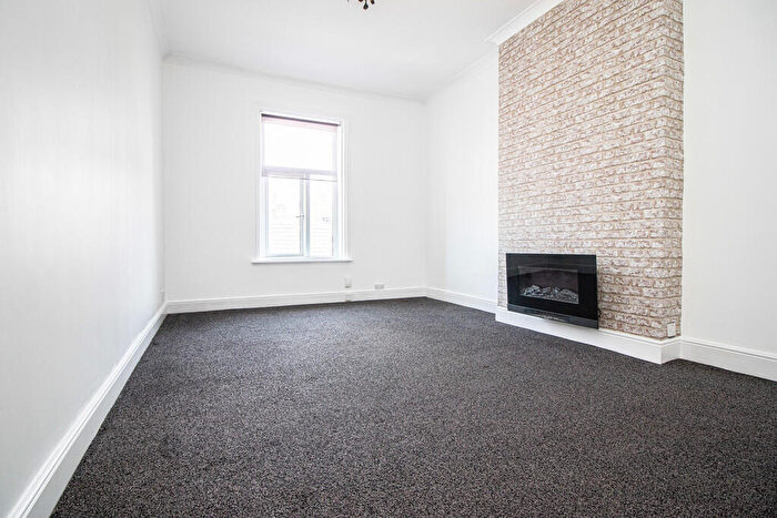 2 Bedroom Flat To Rent In High Street Barry, CF62