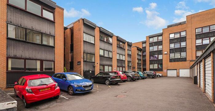 3 Bedroom Apartment For Sale In Graham Road, Ranmoor, Sheffield, S10