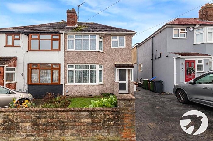 3 Bedroom Semi-Detached House For Sale In Clinton Avenue, South Welling, Kent, DA16