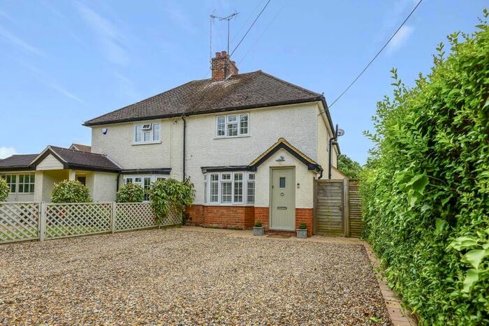 5 Bedroom Semi-Detached House To Rent In Rushmere Cottages, Colemans Moor Road, Woodley, Reading, RG5