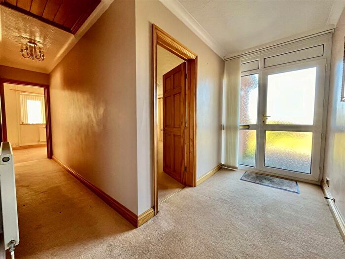 3 Bedroom Detached Bungalow For Sale In Buckshaft Road, Cinderford, GL14
