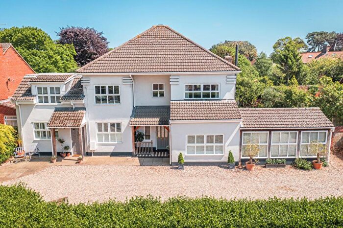 5 Bedroom Detached House For Sale In Elegant Art Deco Home With Annexe In Holt, NR25