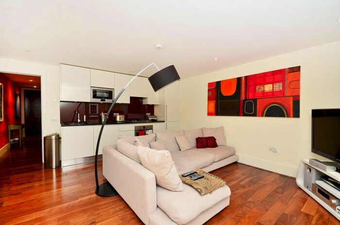 1 Bedroom Flat To Rent In Offord Road, Islington, London, N1