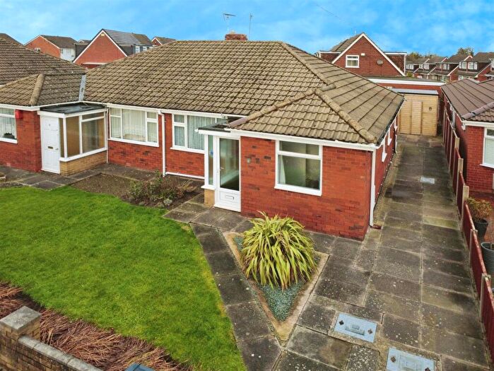 3 Bedroom Semi-Detached Bungalow For Sale In Anderson Close, Crewe, CW1
