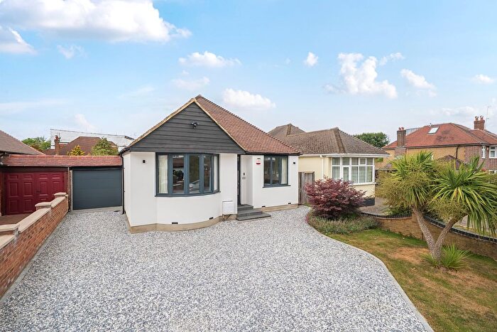 2 Bedroom Bungalow For Sale In Francis Road, Pinner, HA5