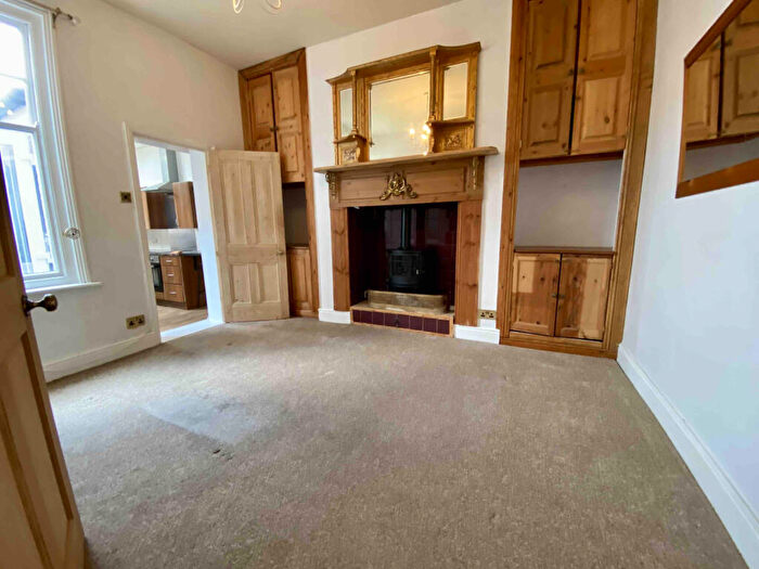 1 Bedroom Apartment For Sale In Haslemere, Victoria Road, Felixstowe, IP11