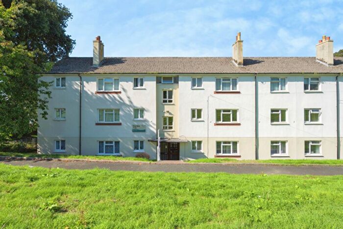 2 Bedroom Flat For Sale In Terra Nova Green, Plymouth, Devon, PL2
