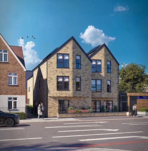 2 Bedroom Flat For Sale In Putney Bridge Road, London, SW18