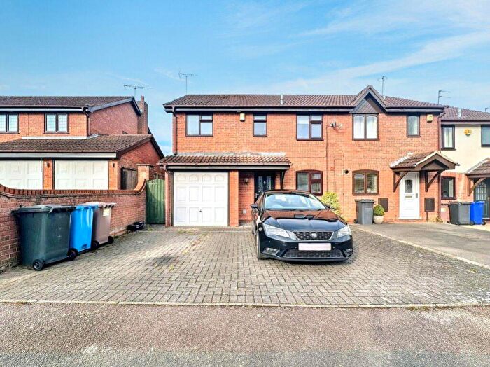 3 Bedroom Semi-Detached House To Rent In Gatcombe Grove, Sandiacre, NG10