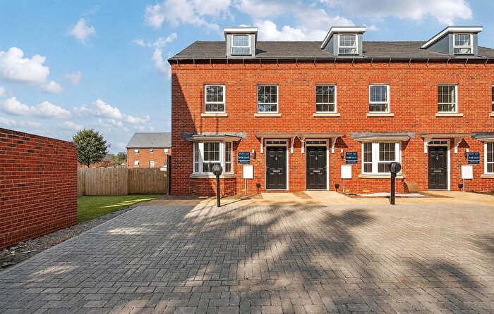 3 Bedroom Terraced House To Rent In Bugle Grove, Finchwood Park, Wokingham, RG40
