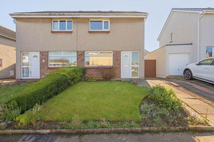2 Bedroom Semi-Detached House For Sale In Steeple Crescent, Dalgety Bay, KY11