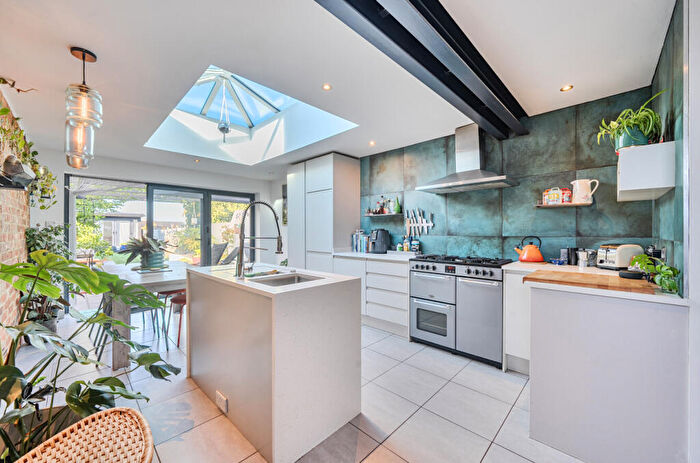 3 Bedroom Semi Detached House For Sale In Westborough Road, Maidenhead, Windsor And Maidenhead, SL6