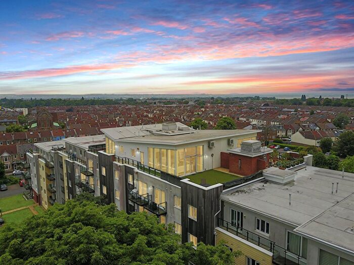 2 Bedroom Flat To Rent In Gisors Road, Southsea, PO4