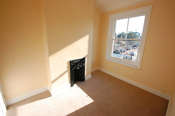 1 Bedroom Apartment To Rent In Market Place, Burton Upon Trent, DE14