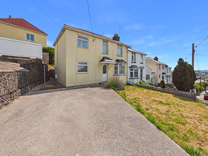 4 Bedroom Semi Detached House For Sale In Maidenway Road, Paignton, TQ3
