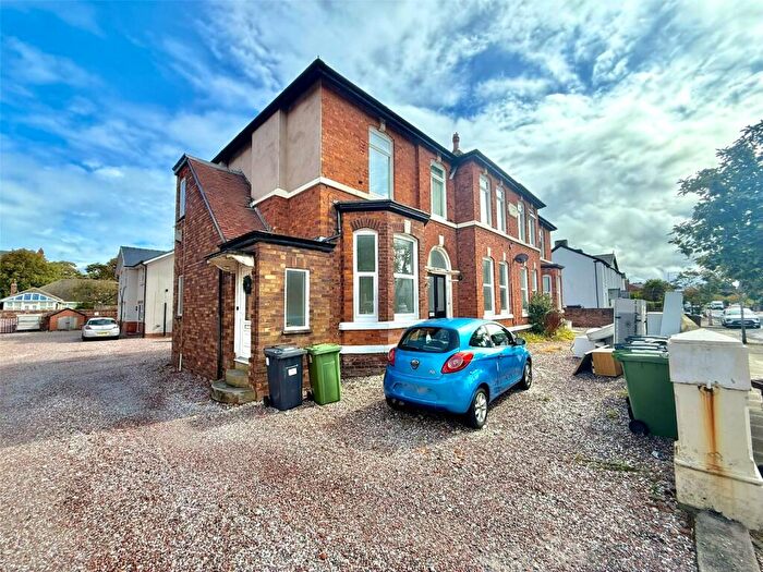 2 Bedroom Apartment To Rent In Aughton Road, Southport, PR8