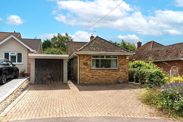 2 Bedroom Detached Bungalow For Sale In Spring Lane, Horspath, OX33