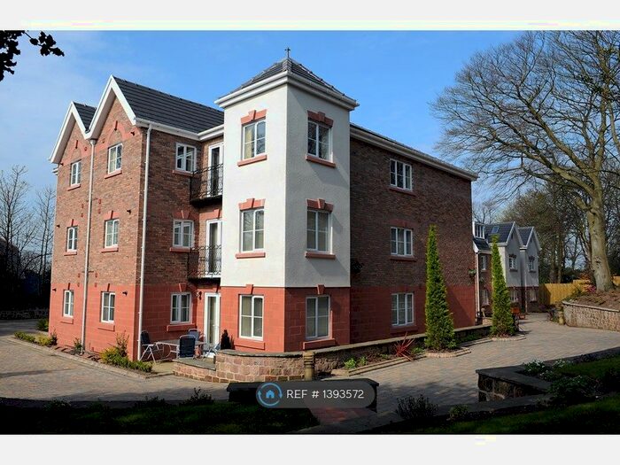 2 Bedroom Flat To Rent In Baddow Croft, Woolton, Liverpool, L25