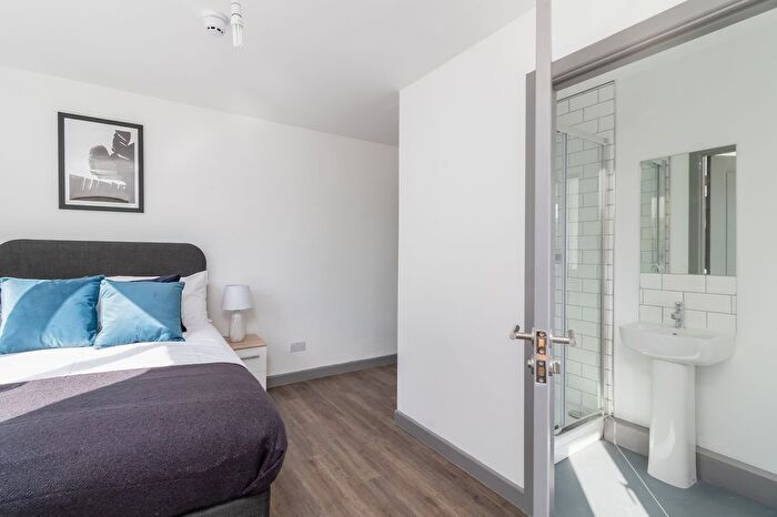 1 Bedroom Flat To Rent In Devonshire, Road, Wirral, CH43