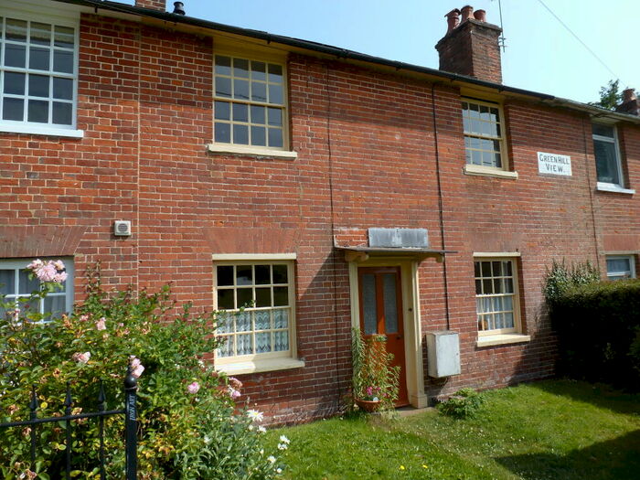 3 Bedroom Terraced House To Rent In Green Hill View, Romsey, SO51