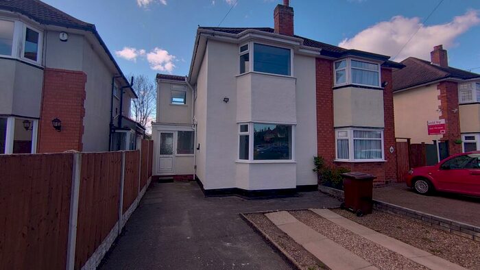 2 Bedroom Semi-Detached House To Rent In Pierce Avenue, Solihull, B92