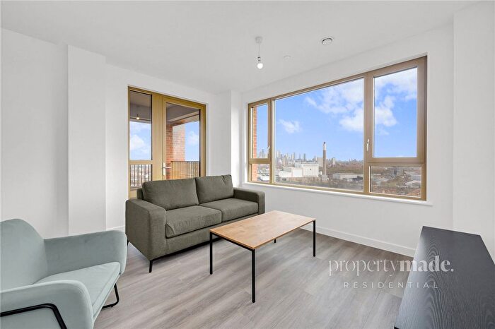 1 Bedroom Flat To Rent In Vista Heights, Ilderton Road, London, SE15