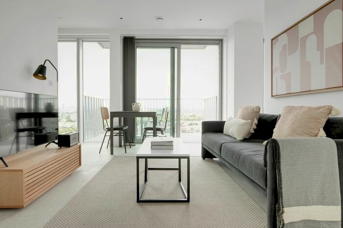 1 Bedroom Flat To Rent In Whitechapel/Brick Lane, London, E1