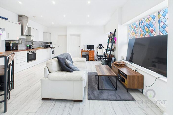 1 Bedroom Flat For Sale In Tresham Street, Kettering, NN16