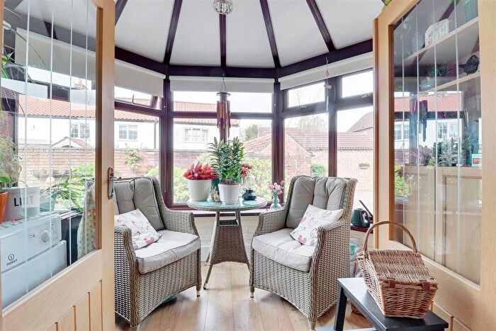 2 Bedroom Detached Bungalow For Sale In Main Street, Ellerker, Brough, HU15