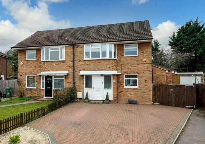 4 Bedroom Semi-Detached House For Sale In Thornton Crescent, Wendover, Aylesbury, HP22
