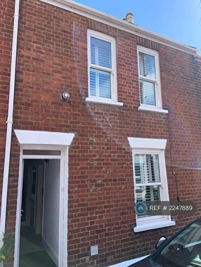 3 Bedroom Terraced House To Rent In Hoopern Street, Exeter, EX4