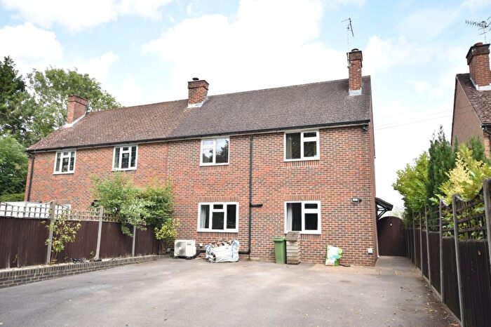 5 Bedroom Semi-Detached House For Sale In Homefield Cottages, Church Road, Horne, RH6