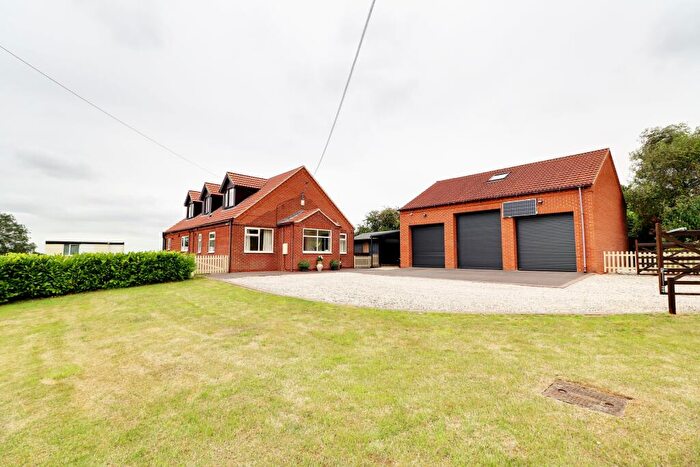 4 Bedroom Detached House For Sale In Mill Lane, Wrawby, Lincolnshire, DN20