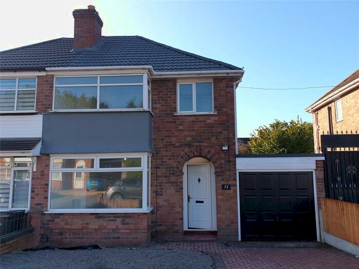 3 Bedroom Semi-Detached House To Rent In Lawfred Avenue, Wolverhampton, West Midlands, WV11